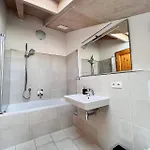 Апартаменты Gaestehaus Bergwinkl *