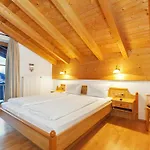 Апартаменты Gaestehaus Bergwinkl *