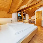 Gaestehaus Bergwinkl * Райт-им-Винкль